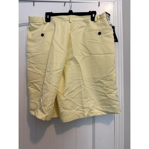 NWT Haggar Performance Yellow Pleated Shorts Size 40 - Picture 4 of 7